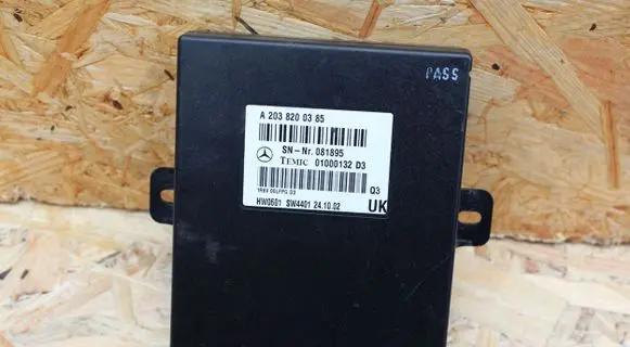 Mercedes-Benz S W220 Other control units/modules 2038200385