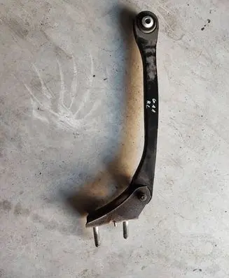 BMW 7 G11 G12 Rear upper control arm/wishbone 6861125