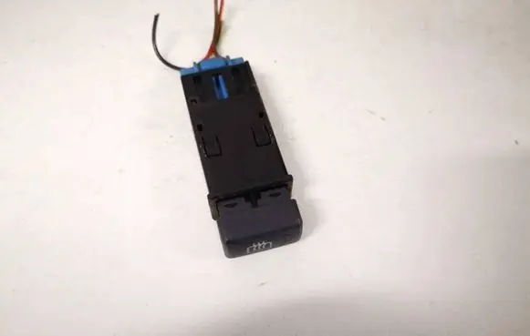 Land Rover Freelander Windscreen/window heater switch yue100540kml