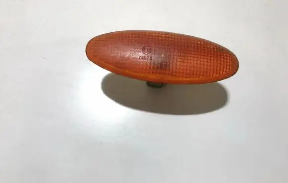 Ford Mondeo MK II Front fender indicator light 95gg13k309aa