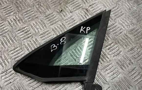 Volkswagen PASSAT B8 Front triangle window/glass 