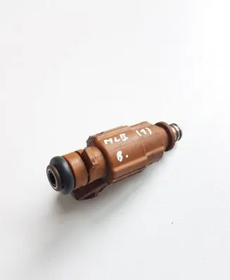 Mercedes-Benz ML W164 Fuel injector 0280156016 A1130780249