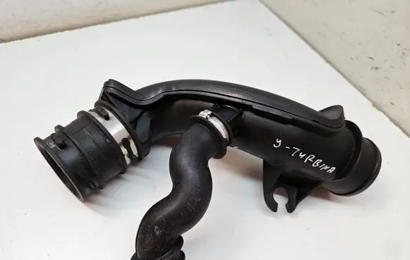 Ford Mondeo MK V Turbo air intake inlet pipe/hose E1G39F805DB