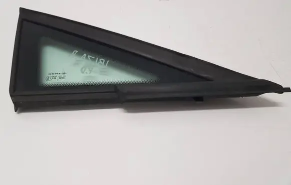 Seat Ibiza IV (6J,6P) Front triangle window/glass 6J0845412