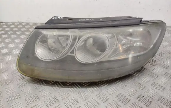 Hyundai Santa Fe Headlight/headlamp 921012BXXX