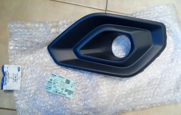 Ford Transit Courier Front fog light trim/grill JT7619952BAW JT7619952BB NE69489