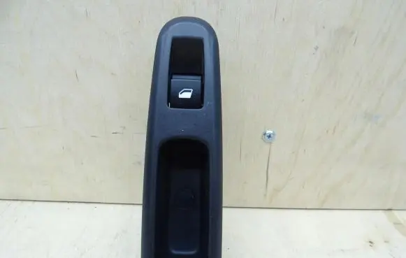 Citroen C3 Electric window control switch 96762292ZD