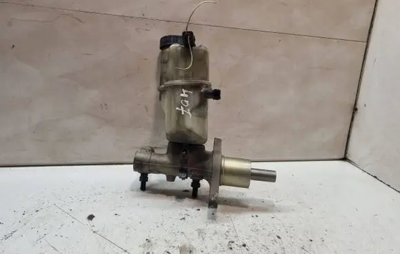 Peugeot 407 Master brake cylinder 9646980980