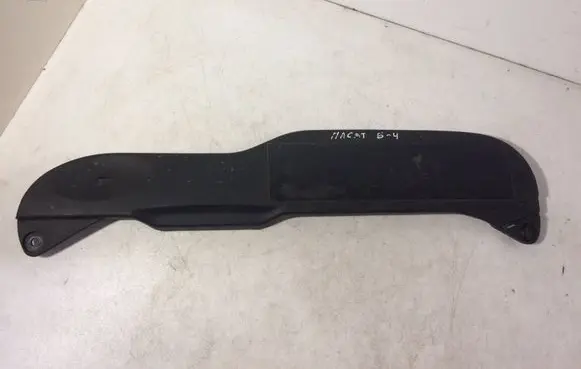 Volkswagen PASSAT B4 Radiator trim 3A0121343B