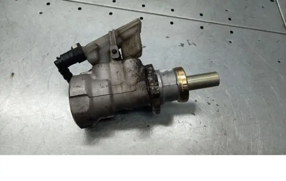 Ford Focus C-MAX Master brake cylinder