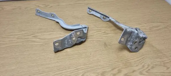Hyundai i40 Engine bonnet/hood hinges 