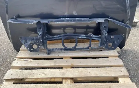 BMW 7 E38 Radiator support slam panel