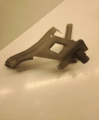 BMW 5 GT F07 Fender mounting bracket 7193422 23310110