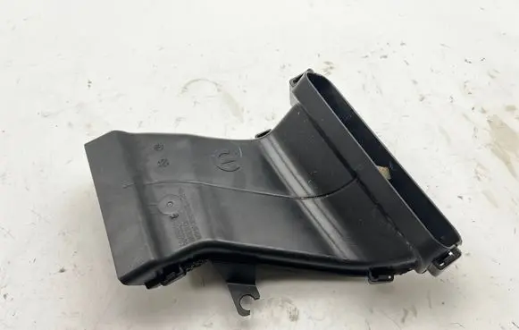 Jeep Grand Cherokee WL Cabin air duct channel 68405520AF