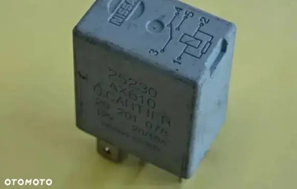 Renault Megane II Other relay 25230AX610 29201078