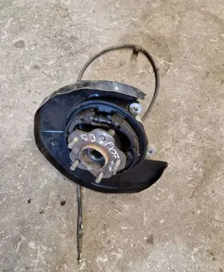 Infiniti FX Rear wheel hub