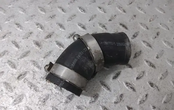 Intercooler hose/pipe