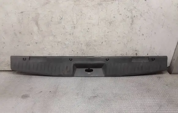 Chrysler Grand Voyager V Trunk/boot sill cover protection 