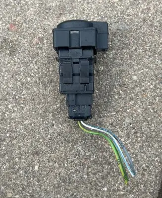 Citroen C4 I Central locking switch button 60519