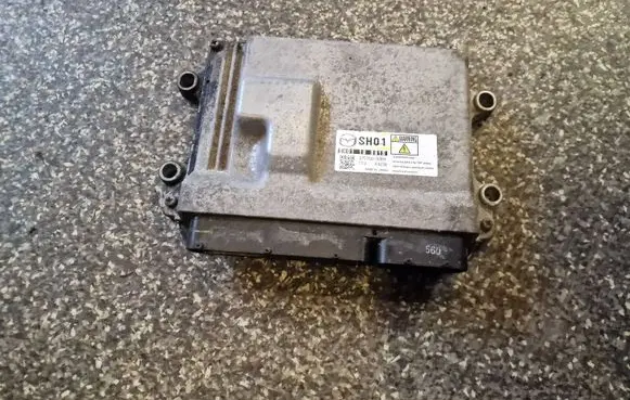 Mazda CX-5 Engine control unit/module SH0118881S