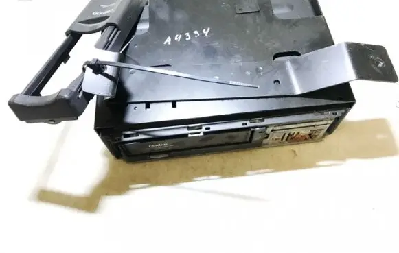 Peugeot 406 CD/DVD changer 