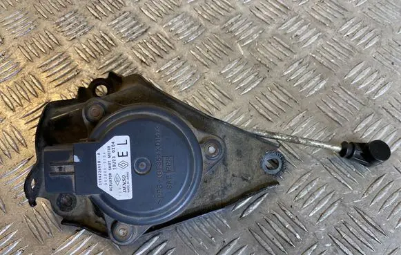 Renault Espace V (RFC) Gear selector/shifter in gearbox 319423690R 0438000104 10U230264