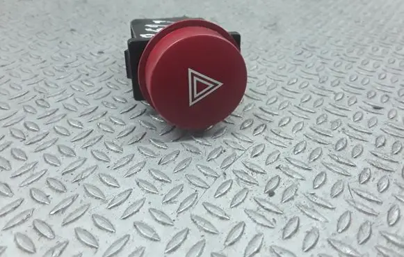 Hyundai Getz Hazard light switch