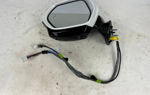 Front door electric wing mirror