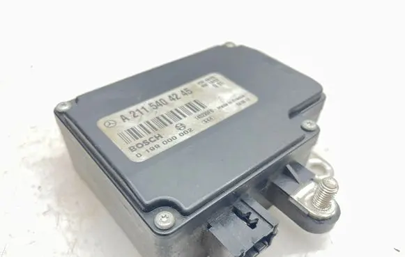 Mercedes-Benz E W211 Battery control module A2115404245
