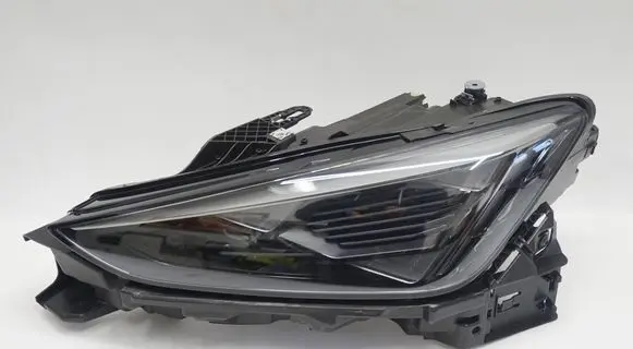 Cupra Formentor Headlight/headlamp 5FG941007J