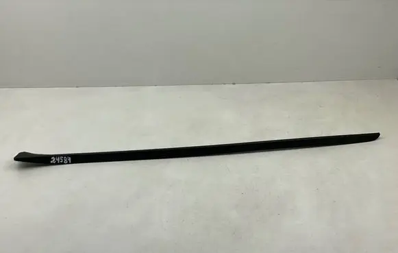 Volkswagen Jetta USA Windshield trim 17A854327