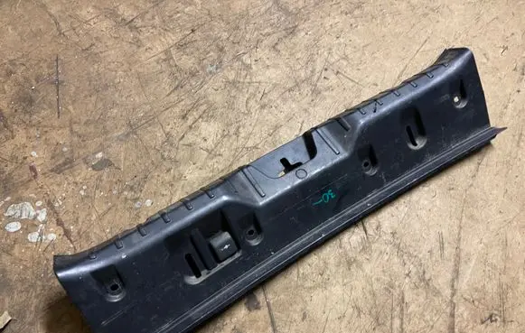BMW 5 F10 F11 Trunk/boot sill cover protection 18384510 7227535