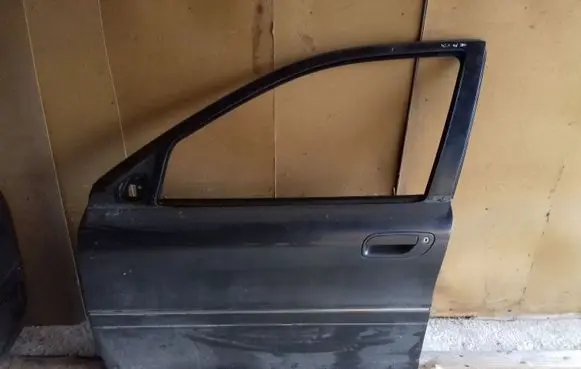 Volvo S80 Front door