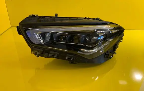 Mercedes-Benz CLA C118 X118 Headlight/headlamp A1189068900