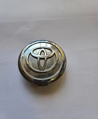 Toyota Corolla Verso AR10 Original wheel cap 426030F010