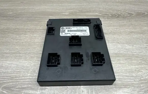 Audi A5 8T 8F Comfort/convenience module 8K0907279C 04019001
