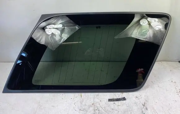 Cadillac Escalade Rear side window 
