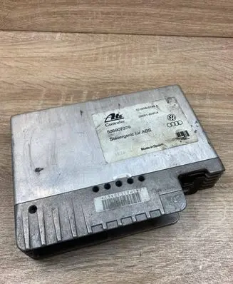 Volkswagen PASSAT B3 ABS control unit/module 535907379