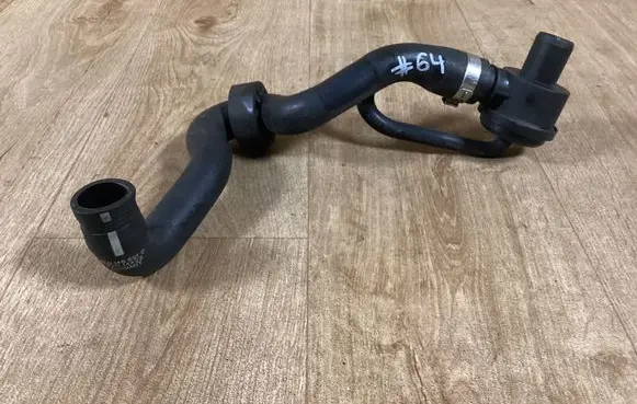 Audi TT Mk1 Heater radiator pipe/hose 8L0145691B 034145710
