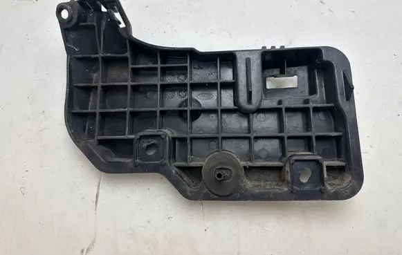 Ford Mustang V Rear bumper mounting bracket DR3317D960AC