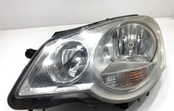 Volkswagen Polo IV 9N3 Headlight/headlamp