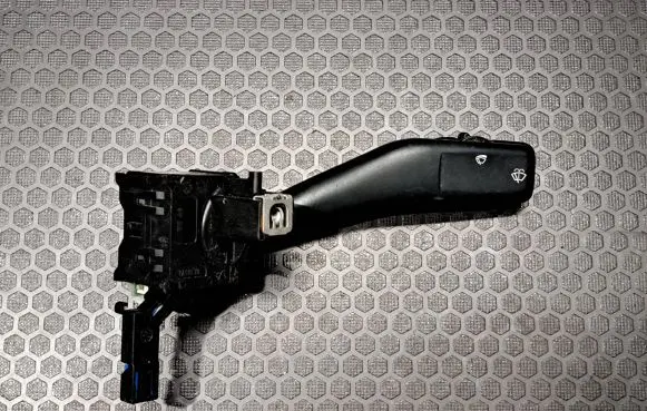 Volkswagen Jetta V Wiper control stalk ANH80H005A 9FC0348