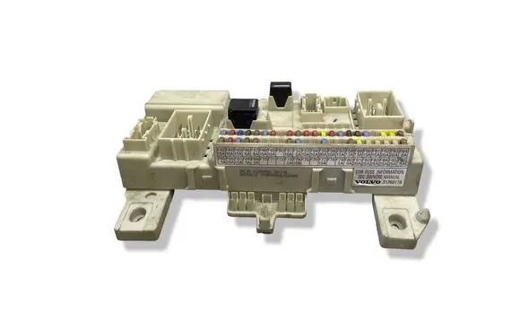 Volvo C30 Fuse module 31268178 31254903