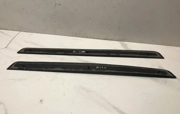 Audi A5 8T 8F Front sill trim cover 8T0853374