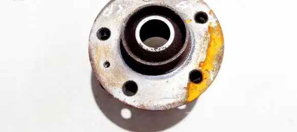 Audi A5 8T 8F Front wheel hub