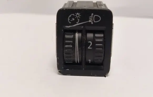 Volkswagen PASSAT B6 Headlight level height control switch 3C0941333