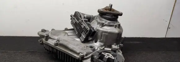 BMW X5 F15 Gearbox transfer box case 8643151