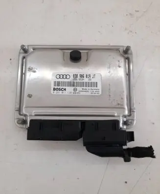 Audi A4 S4 B6 8E 8H Engine control unit/module 038906019JT 1039S00656 0281011138