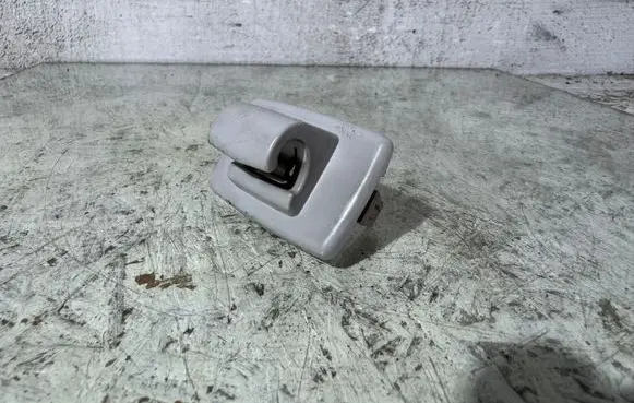 Mercedes-Benz B W245 Sun visor clip/hook/bracket A1698110040 1698110040