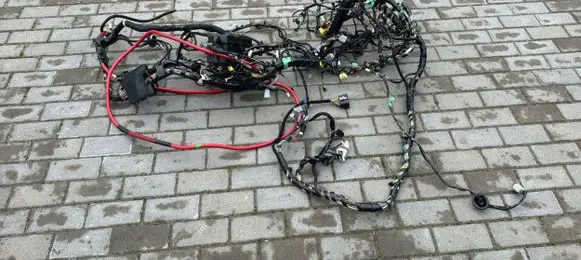 Dodge Challenger EUR ISO radio connector 